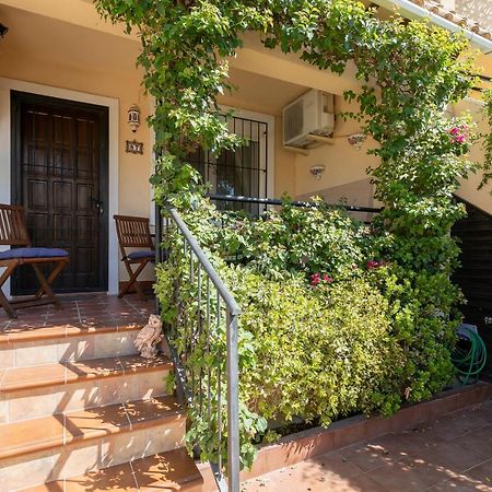 Heads 2 Holiday Homes Apartment Villamartín Extérieur photo
