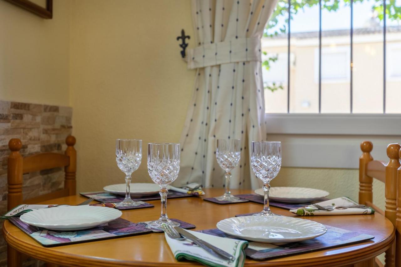 Heads 2 Holiday Homes Apartment Villamartín Extérieur photo