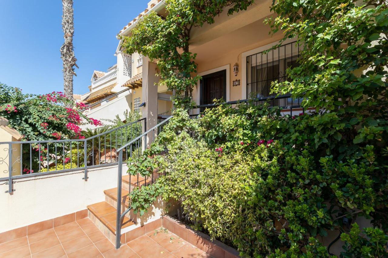 Heads 2 Holiday Homes Apartment Villamartín Extérieur photo