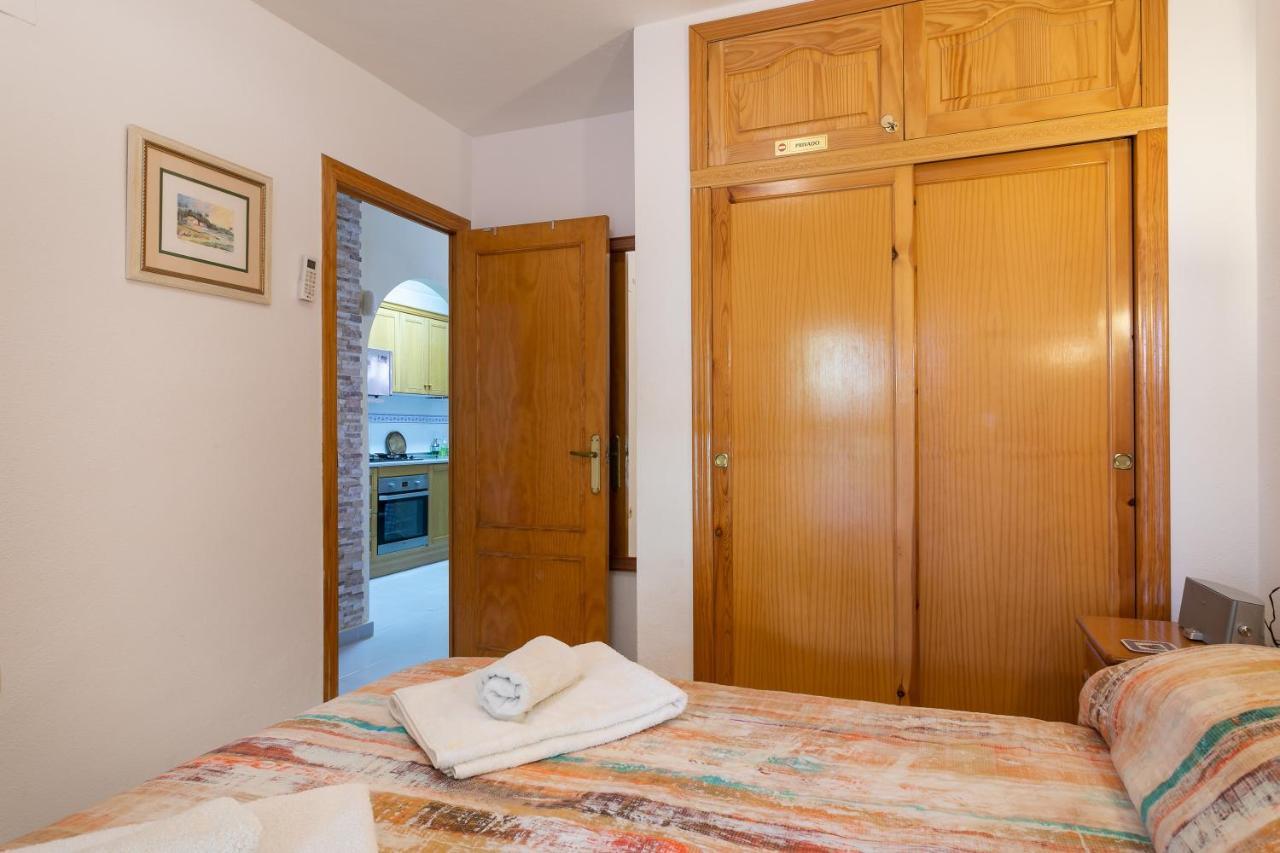 Heads 2 Holiday Homes Apartment Villamartín Extérieur photo